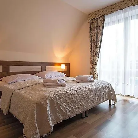 فندق مبيت وإفطار Borowianka 3*
